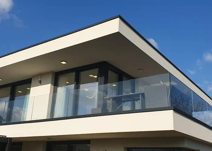 Luxury In Balatonalmadi, Almadi Lux Ii - Crystal White