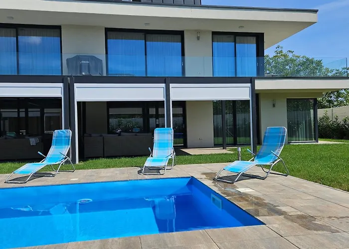 Luxury In Balatonalmadi, Almadi Lux Ii - Crystal White